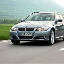 BMW 330i Touring Edition Lifestyle