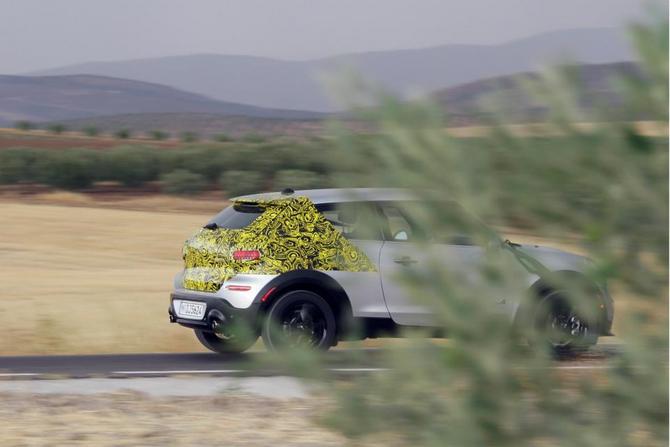 Talvez a Mini esteja a preparar algo de especial para a traseira do carro