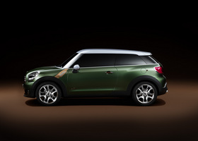 MINI unveils the Paceman Concept ahead of Detroit