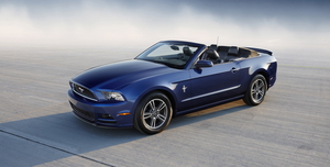 2013 Mustangs Have Revised Exteriors, Shift-able Automatic and 4.2in LCD