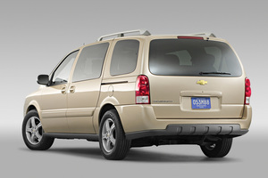 Chevrolet Uplander FWD