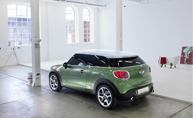 MINI unveils the Paceman Concept ahead of Detroit