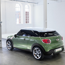 MINI unveils the Paceman Concept ahead of Detroit