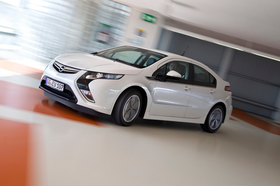 Opel Ampera is Europe's Car of the Year