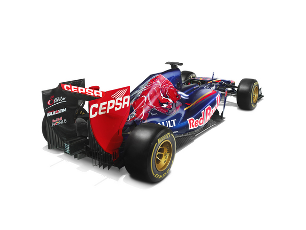 O carro foi desenvolvido pela Toro Rosso ao longo dos últimos 18 meses