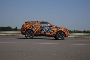 Range Rover Evoque goes funky for final testing