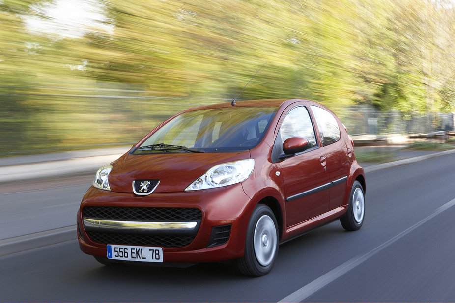 PSA Peugeot launches precautionary recall