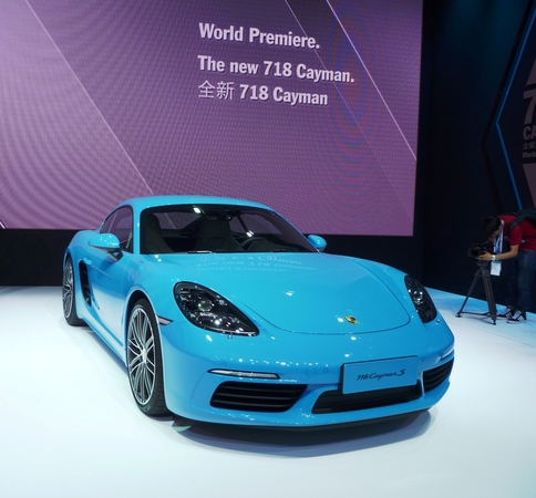 Porsche 718 Cayman S PDK