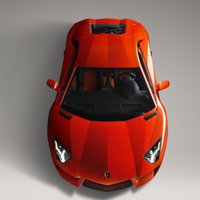 Lamborghini Aventador finally revealed