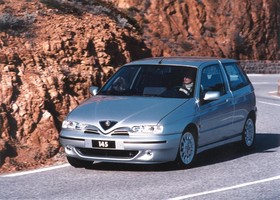 Alfa Romeo 145 1.9 JTD