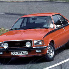 Opel Rekord D e Commodore B celebram 40 anos