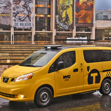 Le Celebre Taxi New Yorkais se Modernise avec le Nissan NV200