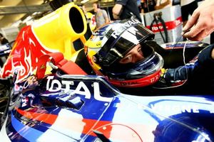 Vergne tops the time sheets in Abu Dhabi