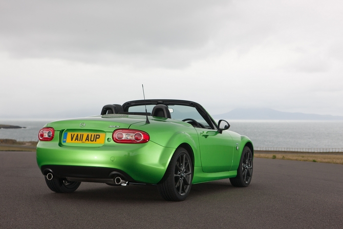 Mazda MX-5 Coupé Cabriolet 2.0i Sport Black