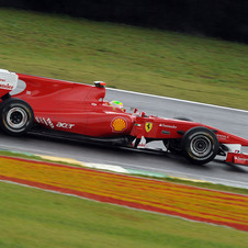 Hulkenberg storms into pole position in Brazil