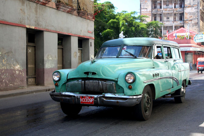 Cuba levantou a proibição de importação de carros novos ao fim de 55 anos