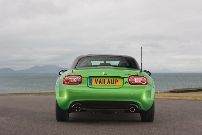 Mazda MX-5 Coupé Cabriolet 2.0i Sport Black