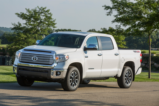 Toyota Tundra 3