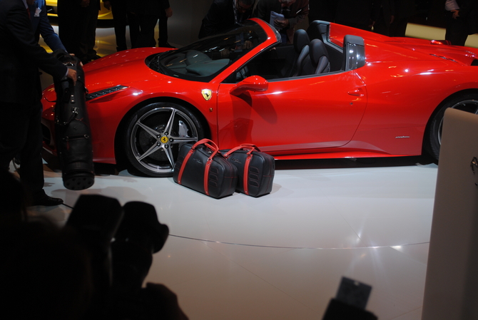 Ferrari add the 458 Spider to its lineup