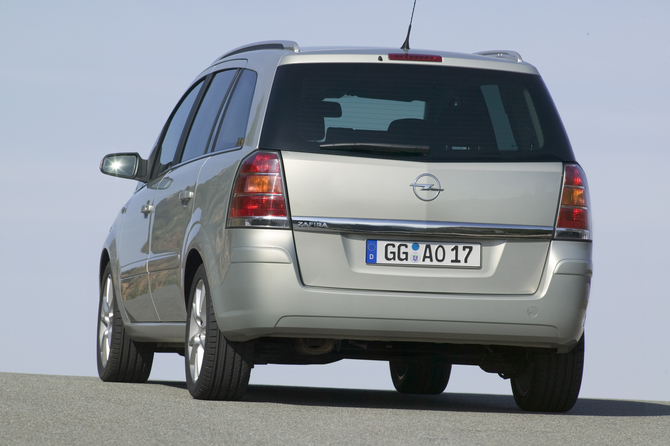 Opel Zafira Gen.2 [B]