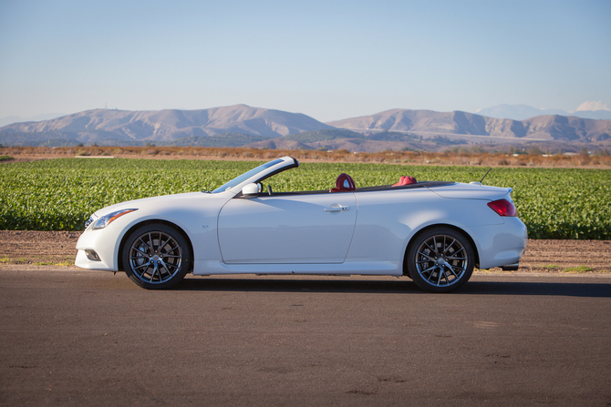 Infiniti Q60 Convertible