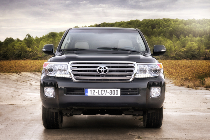 Toyota Land Cruiser V8 4x4 4.5 D-4D