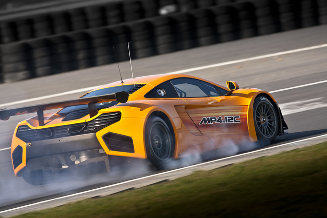 McLaren MP4-12C GT3 completes first tests