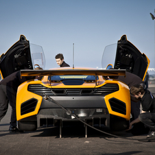 McLaren MP4-12C GT3 completes first tests