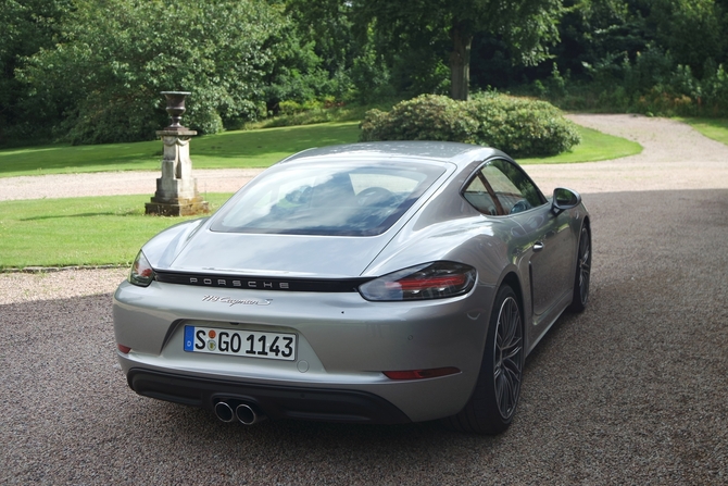 Porsche 718 Cayman S PDK