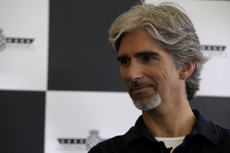 Damon Hill Supports Skipping Bahrain GP in 2012