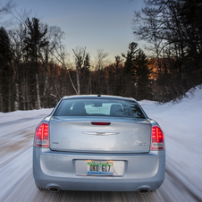 Chrysler 300 Glacier