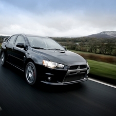 Mitsubishi Evo Saloon 2.0T FQ-330 GSR