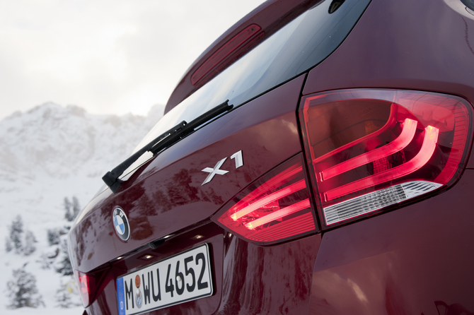 BMW X1 xDrive28i debuts new engine generation