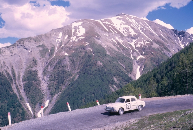 Renault Dauphine