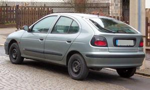 Renault Megane 1.9 RT dTi