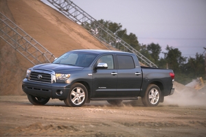 Toyota Tundra CrewMax 4X4 SR5 4.7L