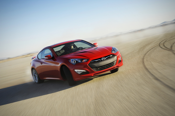 Revised 2013 Hyundai Genesis Coupe Gets More Power and Aggressive New Style