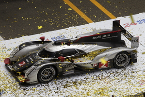 Audi wins Le Mans despite crashes