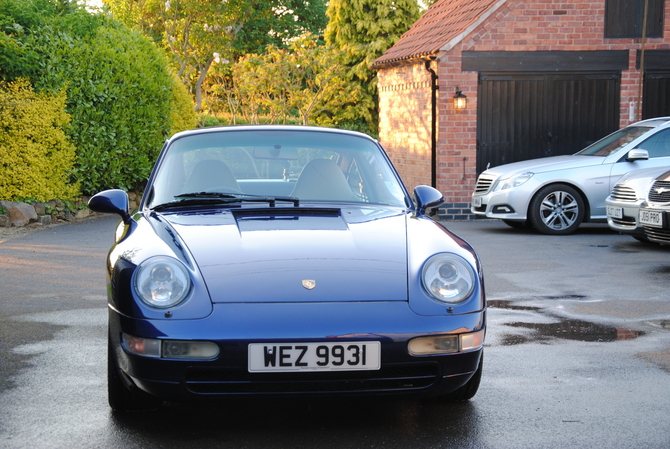 Porsche 911 Carrera