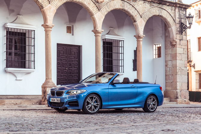 BMW M235i xDrive Cabrio 