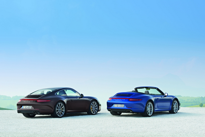 Les versions Coupé et Cabriolet de la 911 Carrera 4 S