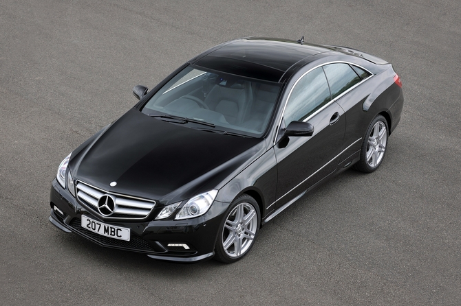 Mercedes-Benz E 250 BlueEfficiency Coupé Avantgarde