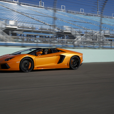 Lamborghini Aventador LP 720-4 Roadster