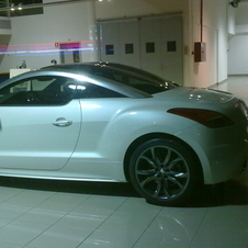 Peugeot RCZ 2.0 l HDi