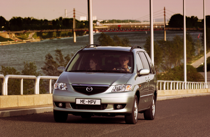 Mazda MPV Gen.2