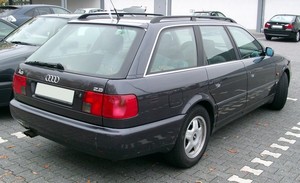 Audi A6 Avant 2.6 quattro