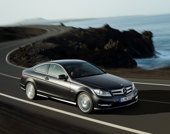 New C-Class Coupé: new compact, classic coupe to debut in Geneva