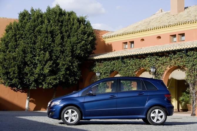 Mercedes-Benz B 170 NGT