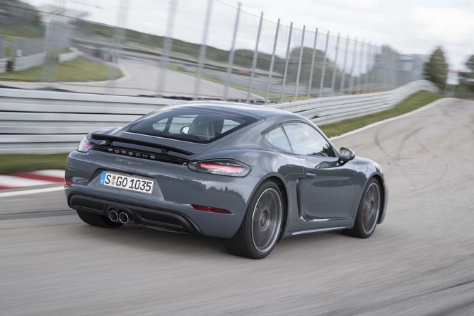 Porsche 718 Cayman S PDK