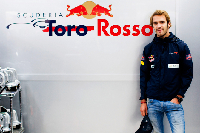 Toro Rosso revolution: Ricciardo and Vergne on the grid in 2012